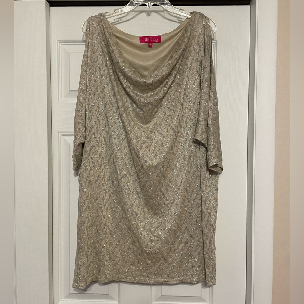 Nine & Co Shimmering Silver Mini Dress or Tunic Top - Size 16